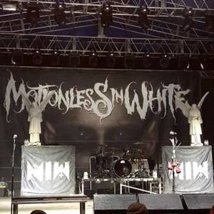 Meet your Posher, Derek